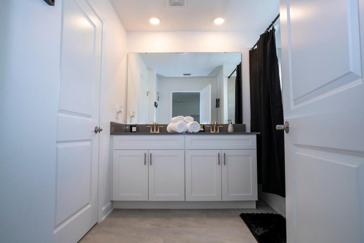 Gorgeous 4 Bedroom W Screened Pool Close To Disney 2653 Kissimmee Exteriér fotografie